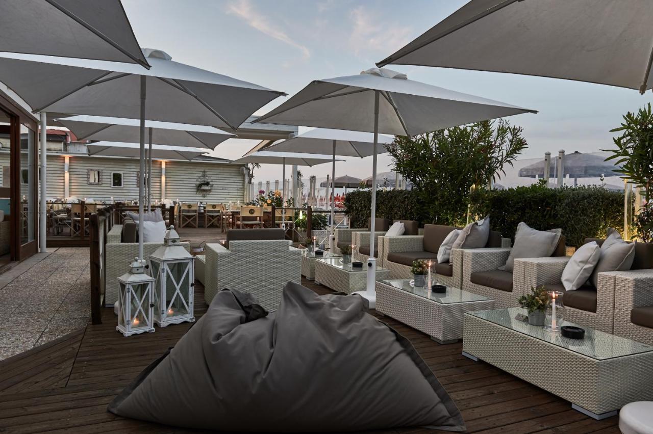 Rouge International Hotel